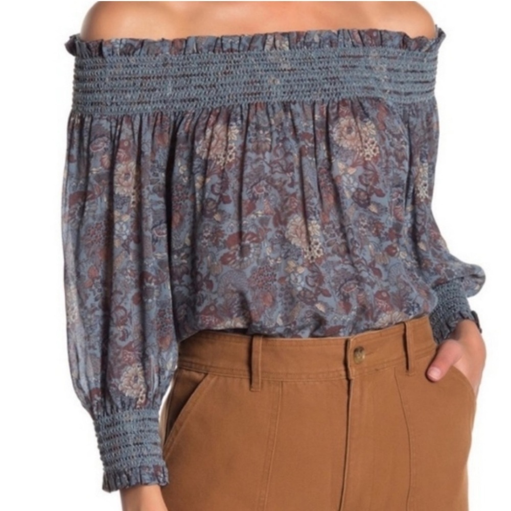 New with tags FRYE Floral Off-Shoulder silk blouse. Size XS
